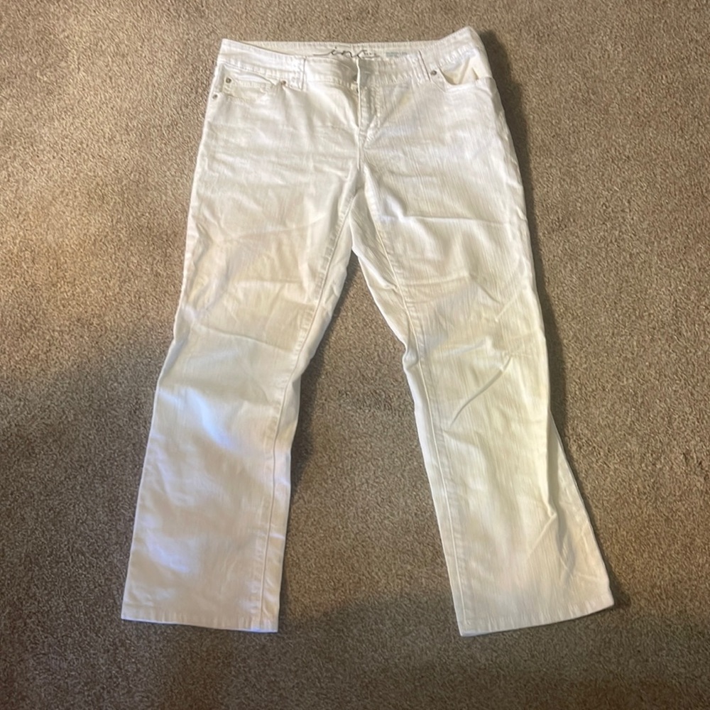 Inc white pants. Skinny leg. Curvy fit